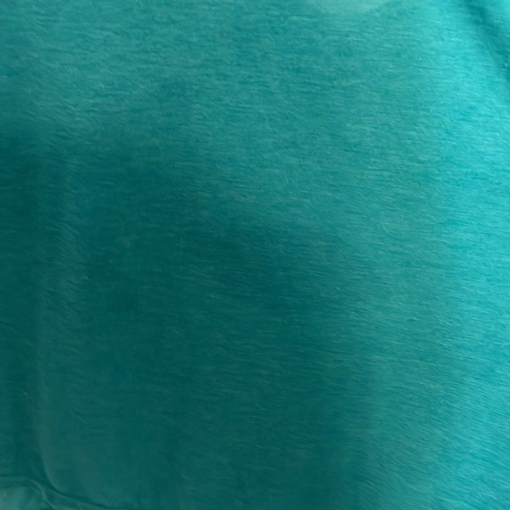 Gap tank top - Picture 2 of 3
